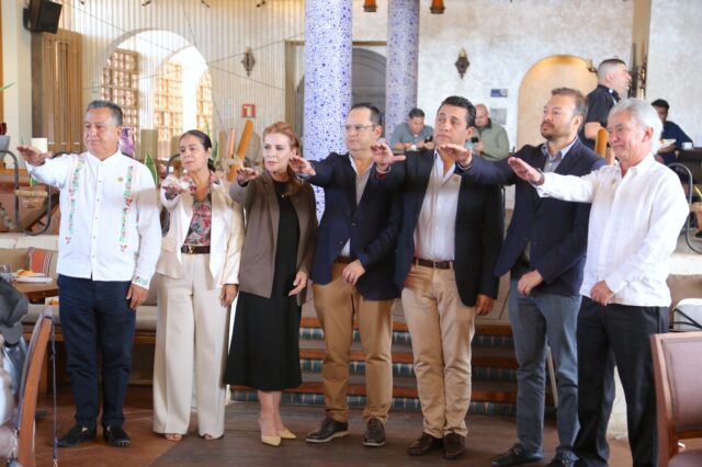 1- ALCALDE MESA DIRECTIVA MADRUGADORES 4