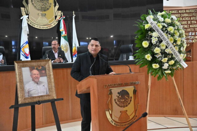 HOMENAJE POSTUMO HESC 260217 3