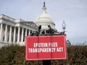 Congresistas de EE.UU. cuestionan redacción de archivos de Jeffrey Epstein y podrían revelar nombres