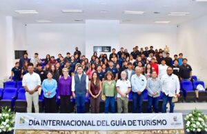 Jóvenes reciben capacitación para certificarse como guías turísticos en Los Cabos
