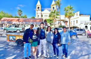 Jóvenes reciben capacitación para certificarse como guías turísticos en Los Cabos