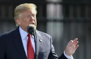 Los rumores sobre el anuncio OVNI de Trump persisten: NewsWeek