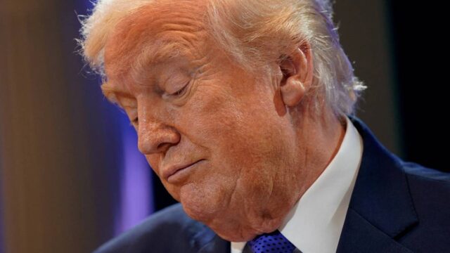 trump-aumenta-arancel-del-10-al-15-110011