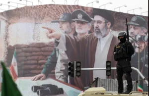 El Ejército de Irán niega un acuerdo con Trump y advierte de que el petróleo seguirá caro