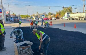 Cuadrillas de “Caza Baches” rehabilitan vialidades en San José del Cabo y Santiago