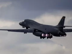 EE.UU. advierte a la población iraní junto a las instalaciones portuarias usadas para atacar en el estrecho de Ormuz