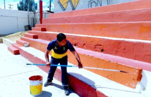 Rehabilita Ayuntamiento de Los Cabos cancha deportiva en colonia Benito Juárez