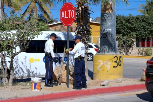 SEGURIDAD PÚBLICA INSTALACIÓN SEÑALÉTICA VIAL 5