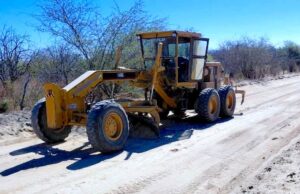 Realiza Servicios Públicos de Los Cabos trabajos de conservación y mantenimiento en caminos rurales