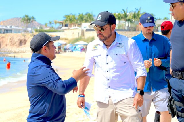 ALCALDE RECORRIDO SUPERVISIÓN PLAYAS SEMANA SANTA 3
