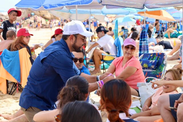 ALCALDE SUPERVISIÓN PLAYA EL CHILENO CSL 4