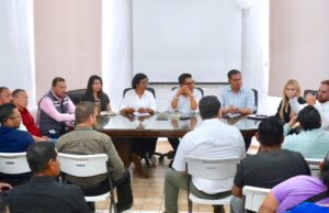 Continúa el diálogo para mejorar servicios básicos en la colonia Fundadores de Cabo San Lucas