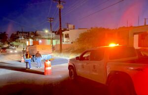 Realizan jornada nocturna de bacheo en colonia Magisterial en San José del Cabo
