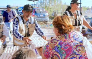 Con Jornada Social, Ayuntamiento de Los Cabos acerca apoyos y atención directa a familias de Caribe Bajo en Cabo San Lucas.