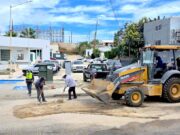 “Caza Baches” atiende vialidades en San Bernabé, Chamizal y acceso al Aeropuerto Internacional de Los Cabos