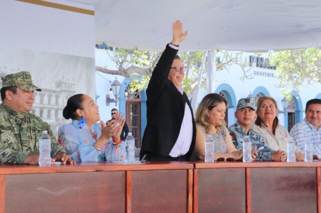 ROMMEL DE LA TOBA PRESIDENTE MUNICIPAL POR UN DÍA 9
