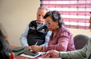 Dan seguimiento a reubicación de familias en zonas de riesgo en Cabo San Lucas