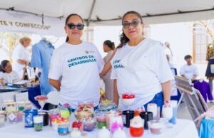 Expo de Centros de Desarrollo Comunitario impulsa autoempleo de madres de familia en Los Cabos