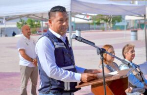 XI regidor del Tercer Cabildo Infantil participa en la ceremonia cívica en Cabo San Lucas
