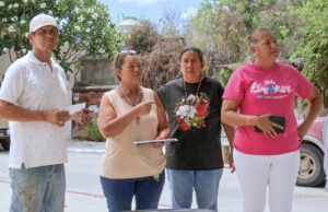 Entrega IMAIA apoyos sociales a familias de Miraflores