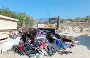 Retira Servicios Públicos más de 45 toneladas de escombros en apoyo a familias afectadas por incendio