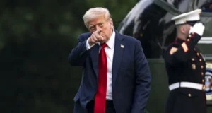 Trump anuncia represalias contra Irán por derribar un helicóptero estadounidense