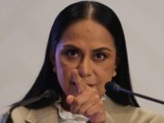 Morena abre registro para 17 gubernaturas rumbo a 2027; legisladores piden licencia