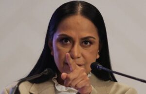 Morena abre registro para 17 gubernaturas rumbo a 2027; legisladores piden licencia