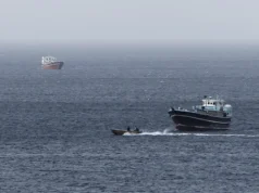 Irán anuncia el cierre del estrecho de Ormuz por los ataques de Israel en el sur del Líbano