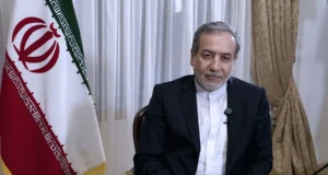 El canciller iraní viaja a Suiza para exigir a EEUU el cumplimiento del acuerdo de paz