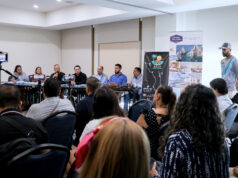 Los Cabos abre sus bahías al mundo con “Nadando Chileno”