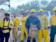 Bomberos de Cabo San Lucas refuerzan combate al incendio en San Miguel de Comondú