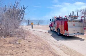 Incendio en basurero de Santiago fue controlado de manera oportuna por Bomberos de San José del Cabo