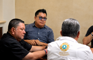 Ante oleaje elevado, Gobierno de Los Cabos refuerza información preventiva en playas