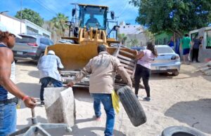 Avanza jornada de descacharrización en la colonia Caribe de Cabo San Lucas