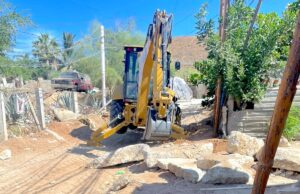 Rehabilitan vialidades en Ampliación Tierra y Libertad para mejorar movilidad en Cabo San Lucas