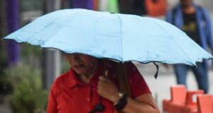 Persistirán las lluvias en el país y el ambiente caluroso en algunos estados por monzón mexicano
