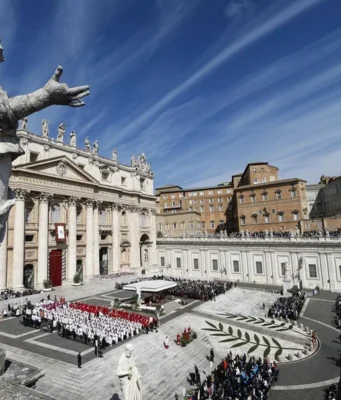 El Vaticano fija la praxis para que sacerdotes y laicos ‘lefebvrianos’ retornen a la Iglesia
