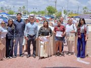 Entrega Atención Ciudadana tinacos a familias de Cabo San Lucas para mejorar almacenamiento de agua