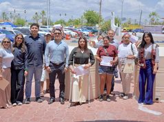 Entrega Atención Ciudadana tinacos a familias de Cabo San Lucas para mejorar almacenamiento de agua