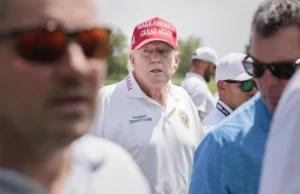 Interceptan dos aviones que violaron el espacio aéreo sobre un club de EE.UU. donde estaba Donald Trump