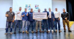 Destina XV Ayuntamiento de Los Cabos 3 millones de pesos a becas deportivas