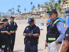 Garantiza XV Ayuntamiento de Los Cabos libre tránsito y atención de emergencias en playa El Médano