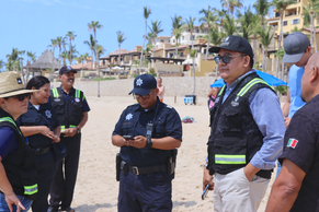 Garantiza XV Ayuntamiento de Los Cabos libre tránsito y atención de emergencias en playa El Médano