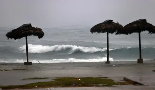 karina-intensifica-huracan-pacifico