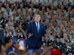 Trump dice que declarará el estrecho de Ormuz «territorio de Estados Unidos» tras «derrotar a Irán»