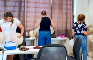 Fomento Económico apoya a la ciudadanía para el emprendimiento con el Curso de Decoración con Globos