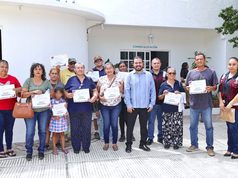 Encabeza Ayuntamiento de Los Cabos jornada médico-social en El Campamento y escucha peticiones en Matancitas