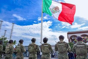 Rinde Ayuntamiento de Los Cabos homenaje a los Niños Héroes a 179 años de su Gesta Heroica