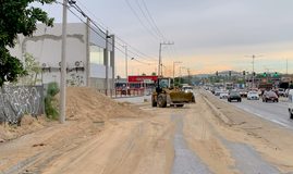 Servicios Públicos mantiene labores de desazolve y retiro de material en vialidades de Los Cabos